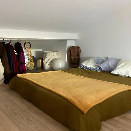 Cozy Parisian Flat *